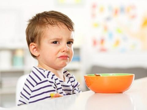 4 مشكلات تهدد طفلك عند زيادة الكالسيوم- دليلك