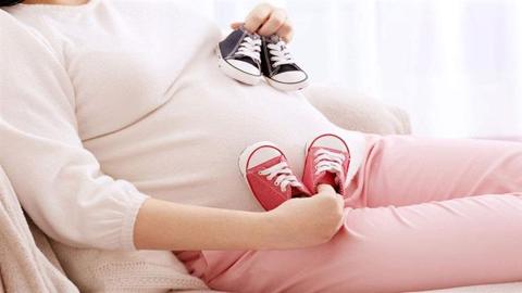 5 نصائح ضرورية للحامل بتوأم.. تعرفي عليها