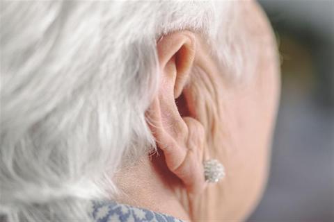 تظهر في الأذن- علامة تكشف عن النوبة القلبية