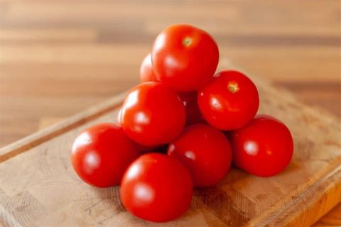 رغم فوائدها- 8 أمراض قد تمنعك من تناول الطماطم