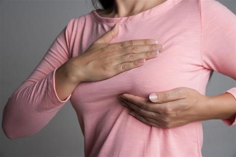 بعد الثلاثين- طبيب يوضح أعراض سرطان الثدي 