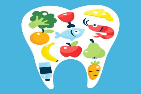تقوي الأسنان واللثة- 5 أطعمة تناولها يوميًا