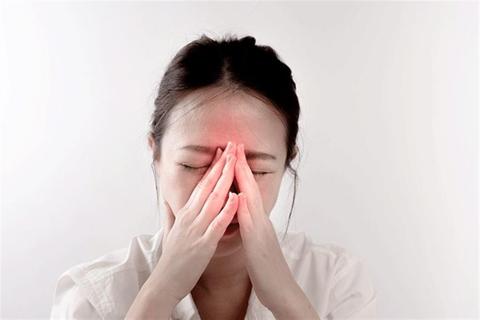 قد يسبب العمى- طبيب يوضح تأثير التهاب الجيوب