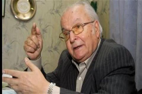 وفاة الدكتور حمدي السيد نقيب الأطباء الأسبق