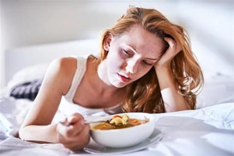 تسبب الصداع- 4 عادات خاطئة تجنبها عند الإفطار